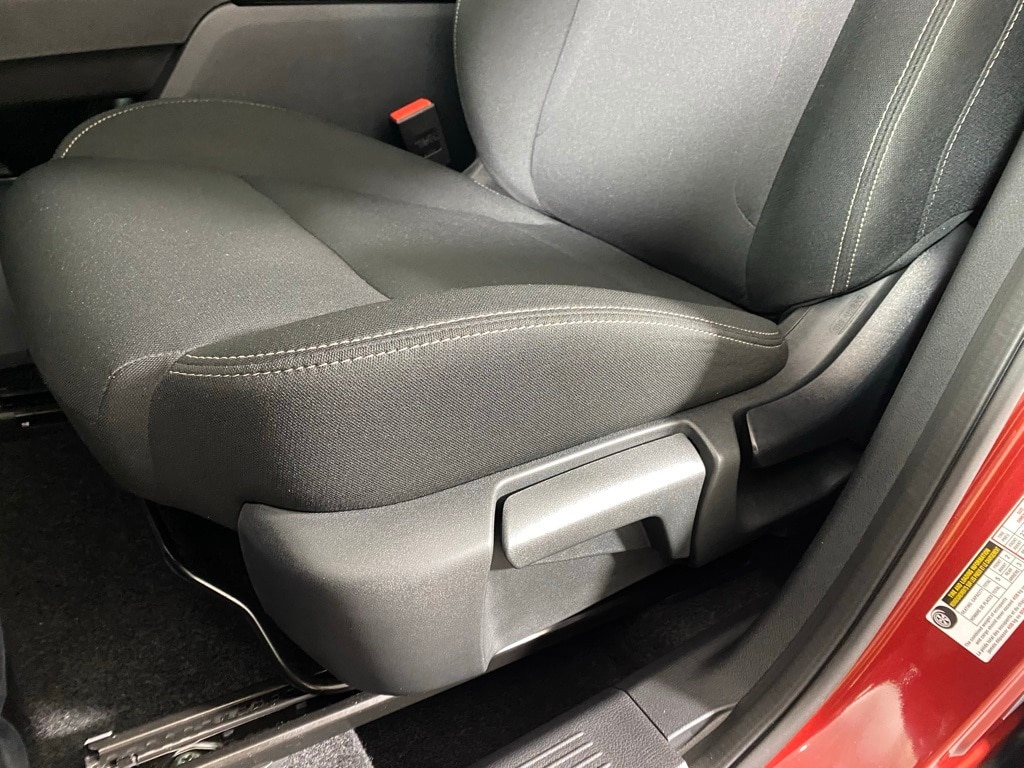 2025 NISSAN ROGUE - Image 21