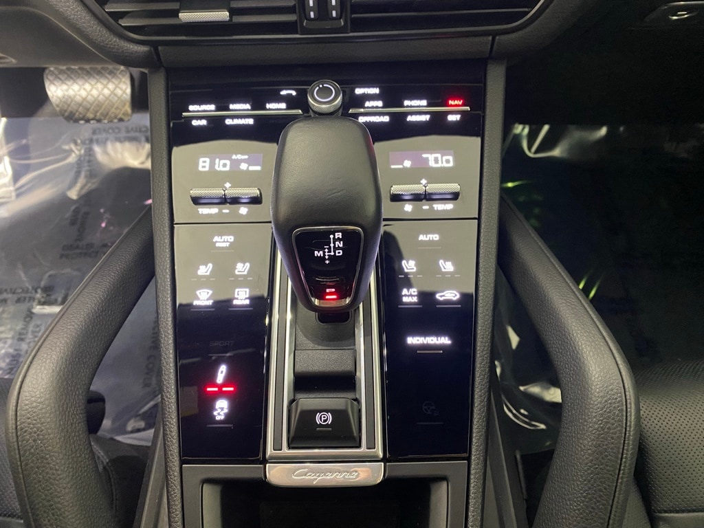 2022 PORSCHE CAYENNE - Image 23