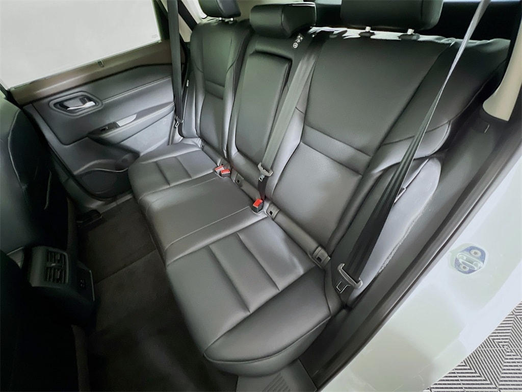 2023 NISSAN ROGUE - Image 24