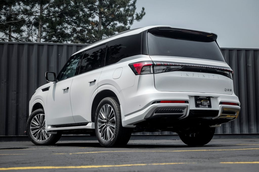 New 2027 INFINITI QX80 LUXE SUV