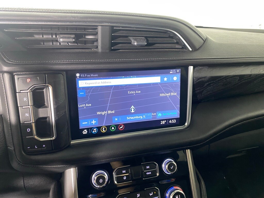 2021 GMC YUKON XL - Image 24