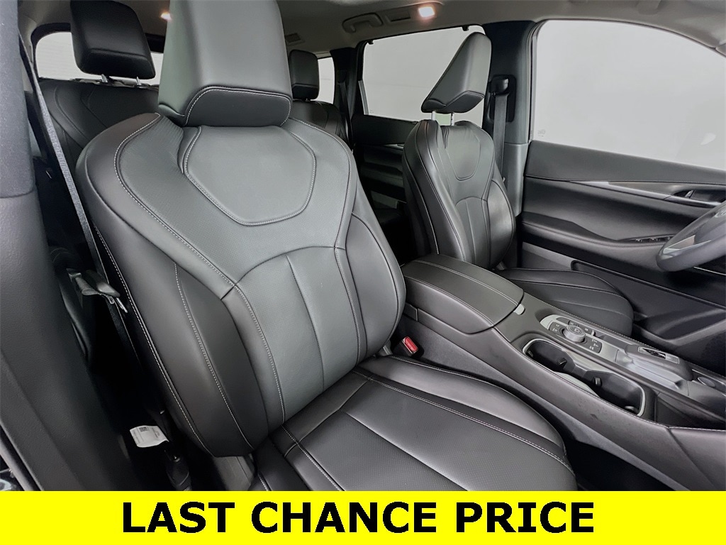 2025 INFINITI QX60 - Image 31