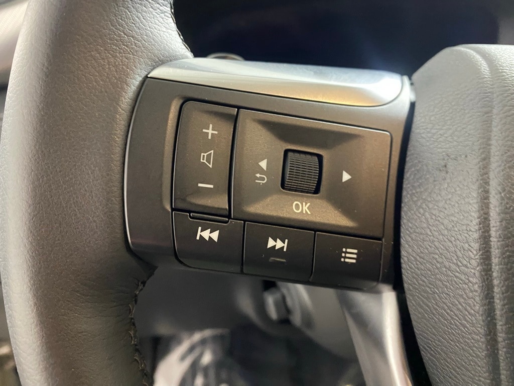 2025 INFINITI QX60 - Image 17