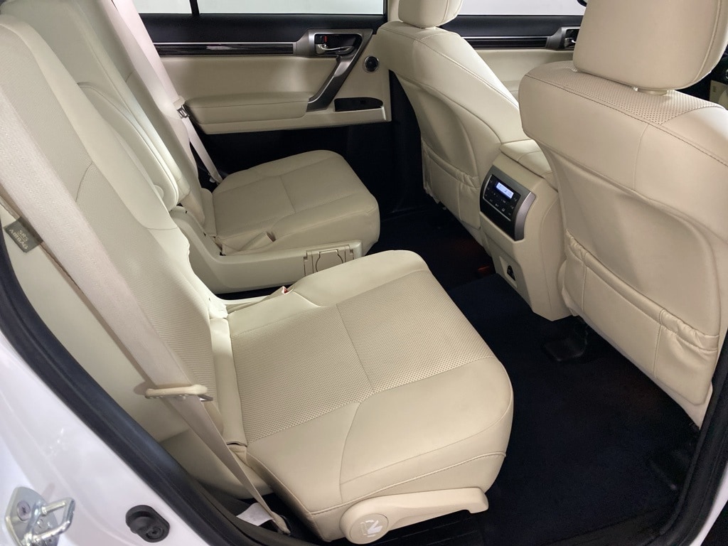 2023 LEXUS GX - Image 29