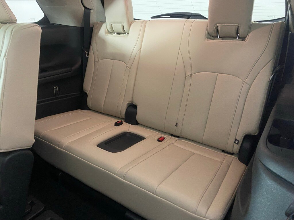 2025 INFINITI QX60 - Image 32