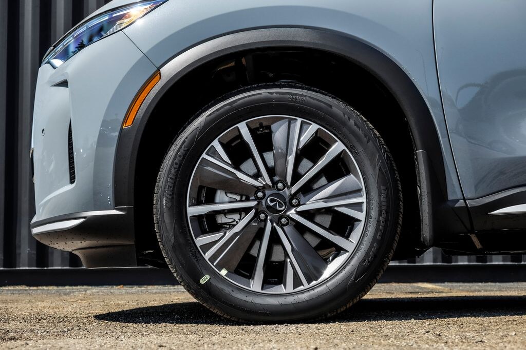 New 2026 INFINITI QX60 LUXE SUV