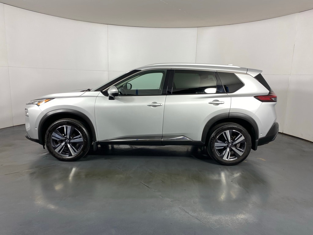 2023 NISSAN ROGUE - Image 2