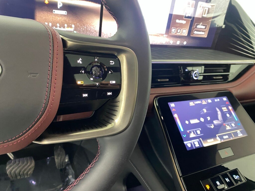 2026 INFINITI QX80 - Image 16