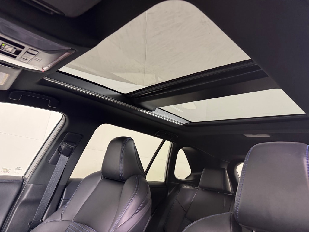 2022 TOYOTA RAV4 - Image 18