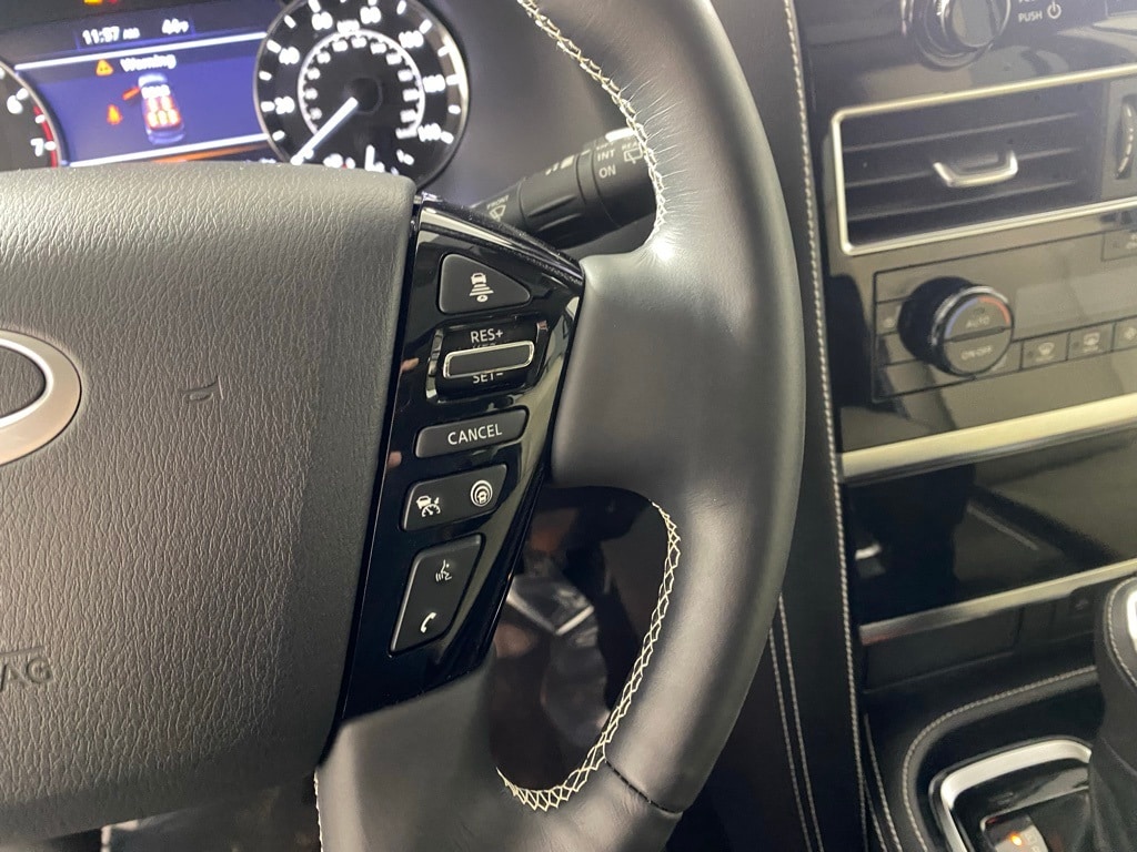 2024 INFINITI QX80 - Image 17