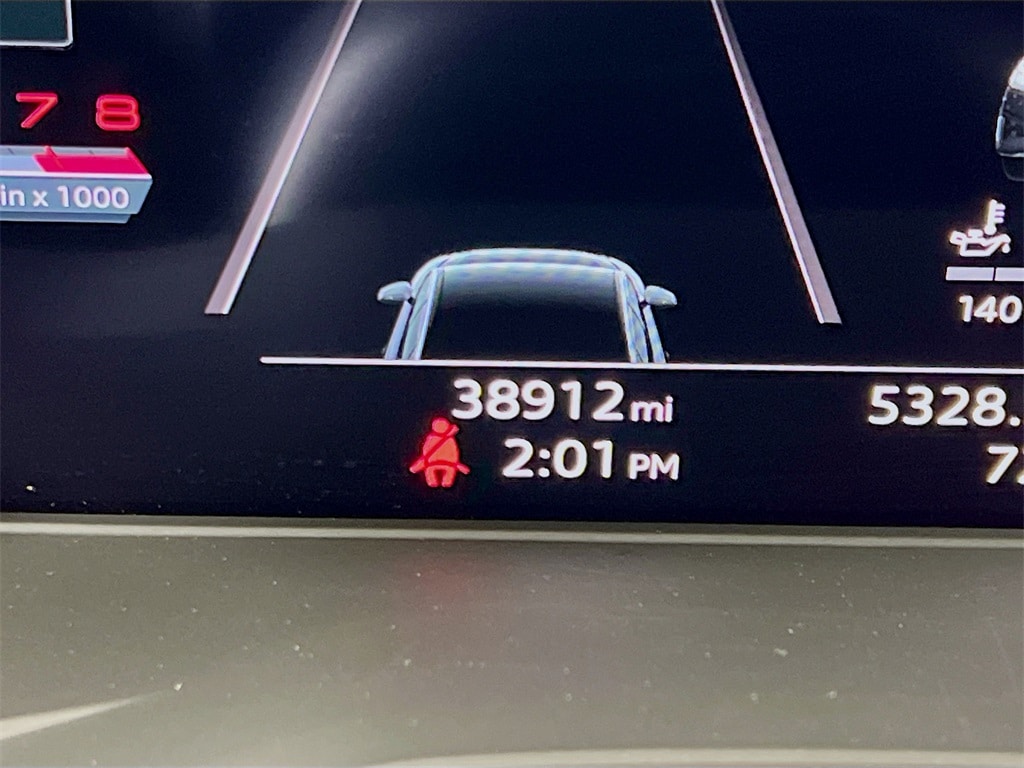 2023 AUDI A4 - Image 12