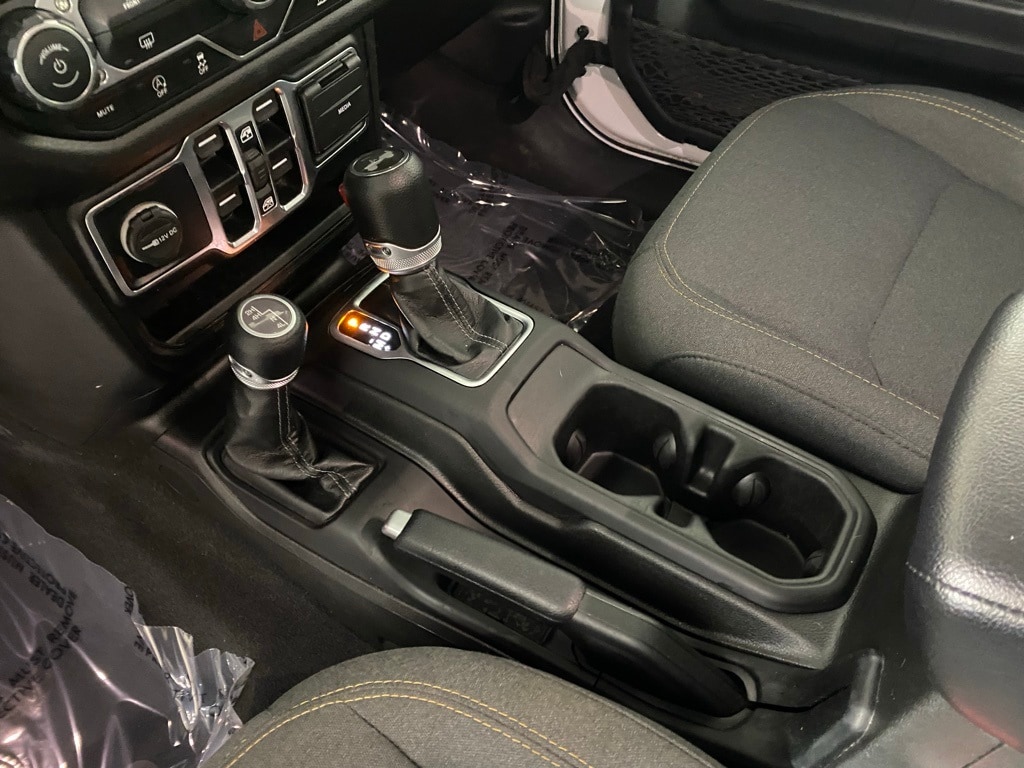 2024 JEEP WRANGLER - Image 25