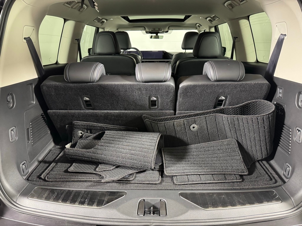 2026 INFINITI QX80 - Image 30