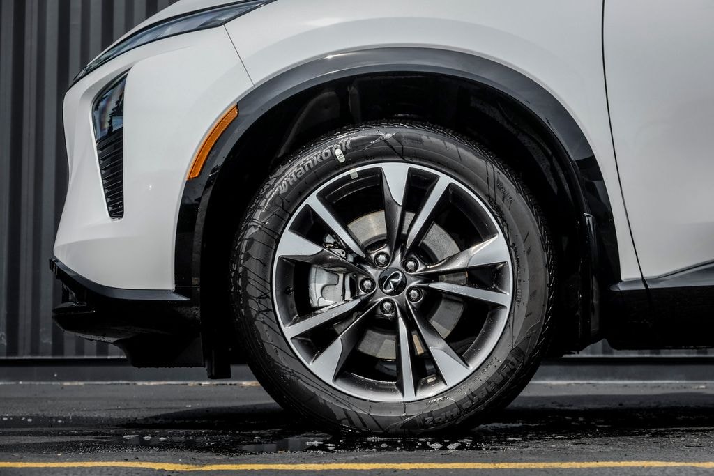 New 2027 INFINITI QX65 LUXE SUV