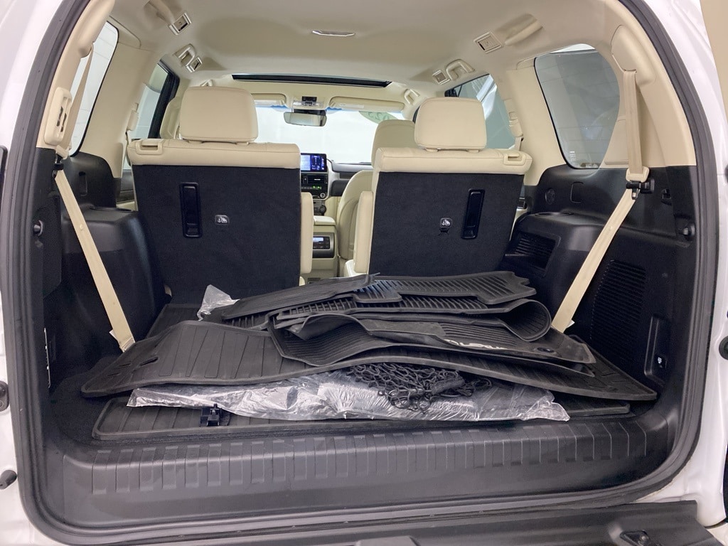 2023 LEXUS GX - Image 28