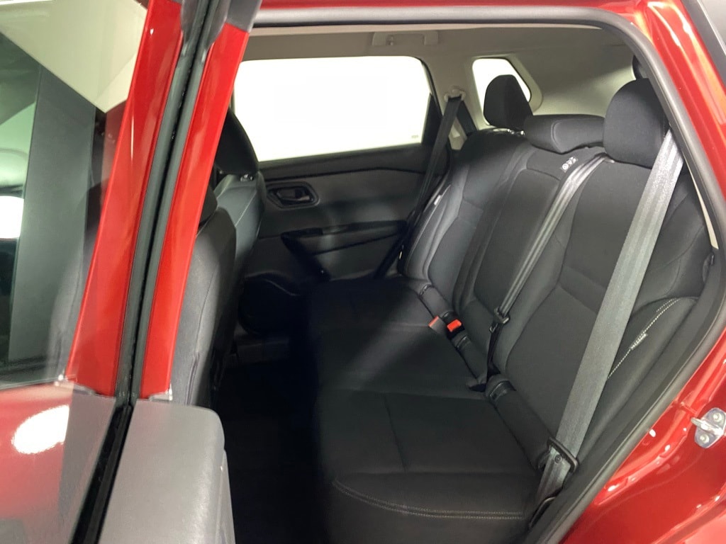 2025 NISSAN ROGUE - Image 26