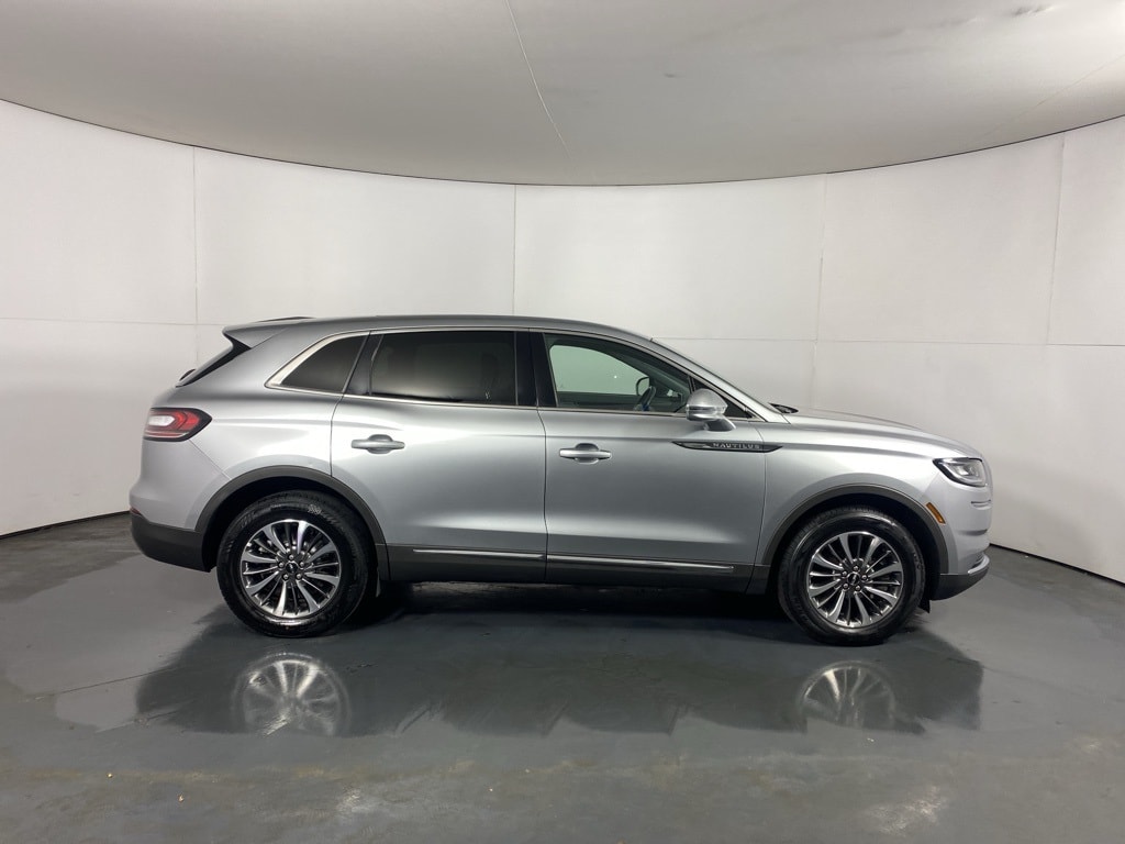 2023 LINCOLN NAUTILUS - Image 4