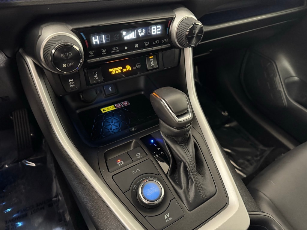 2022 TOYOTA RAV4 - Image 23