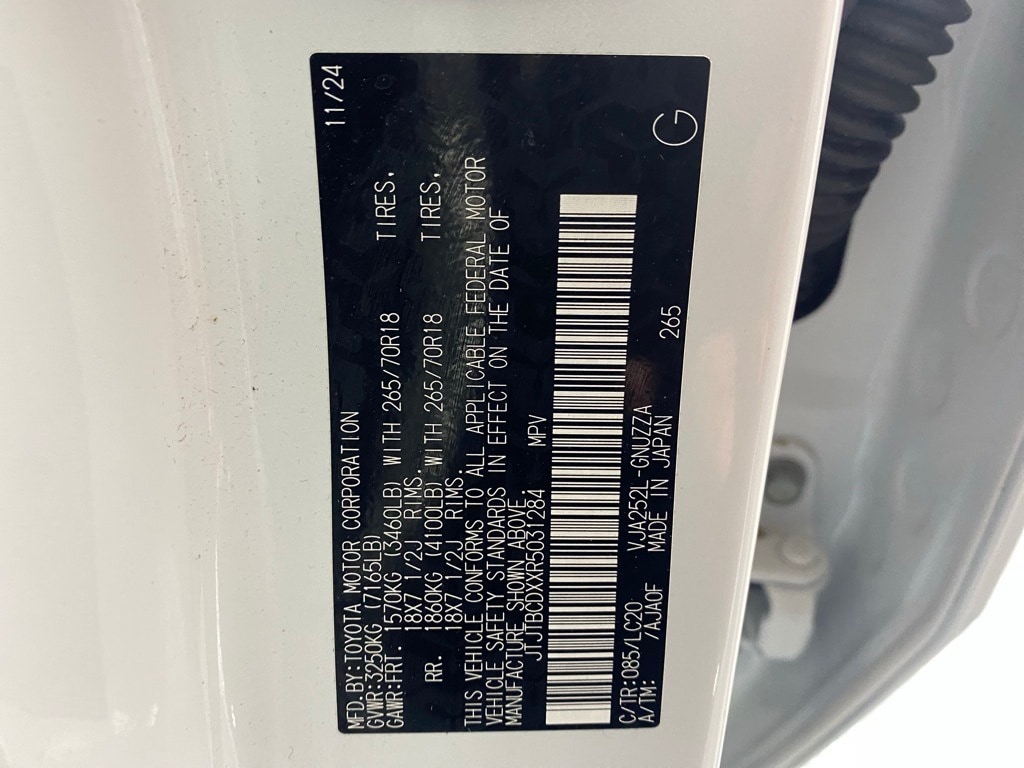 2024 LEXUS GX - Image 32