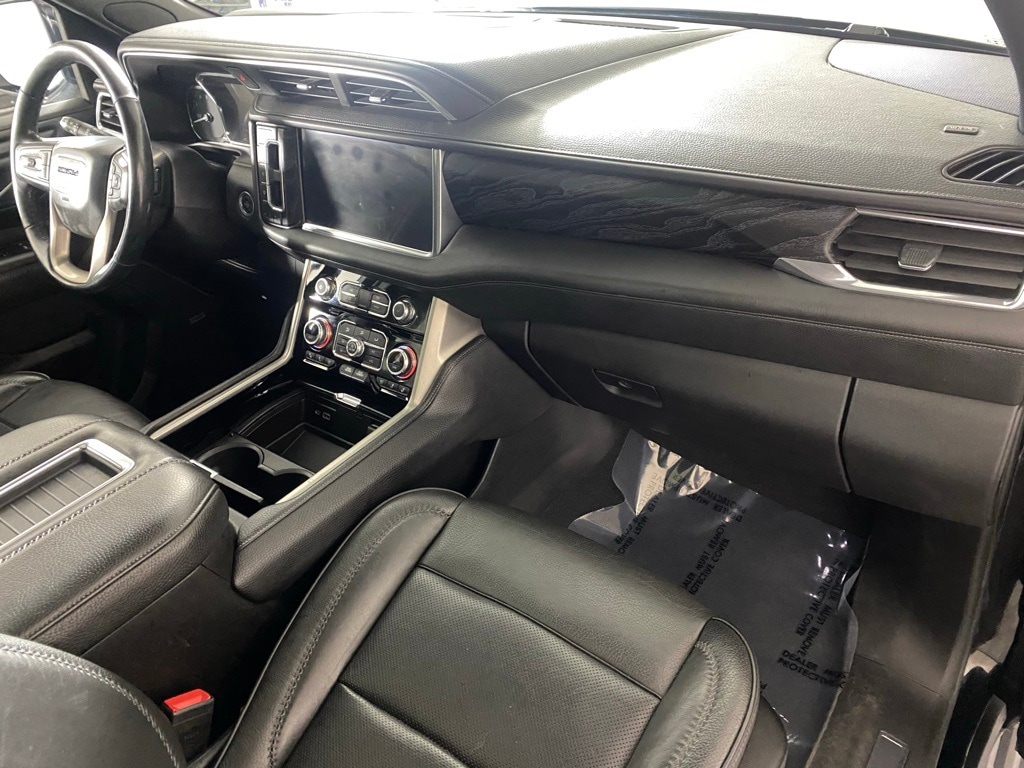 2021 GMC YUKON XL - Image 36