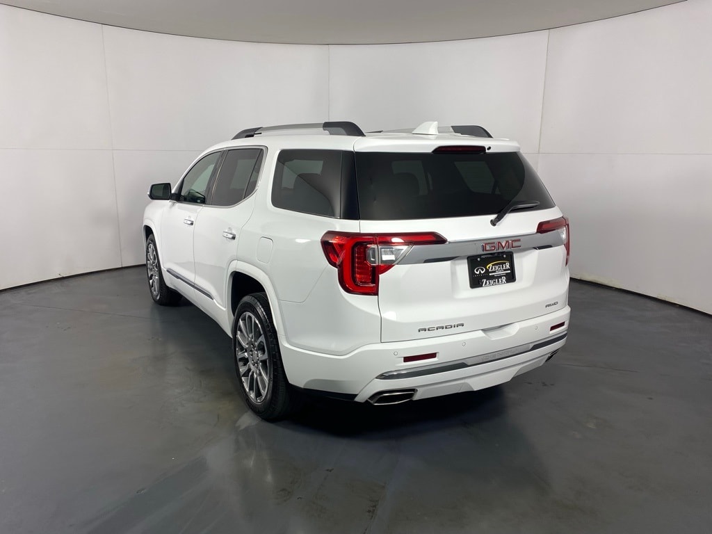 2023 GMC ACADIA - Image 3