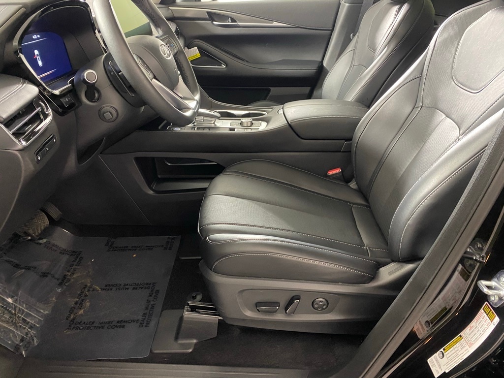 2025 INFINITI QX60 - Image 10