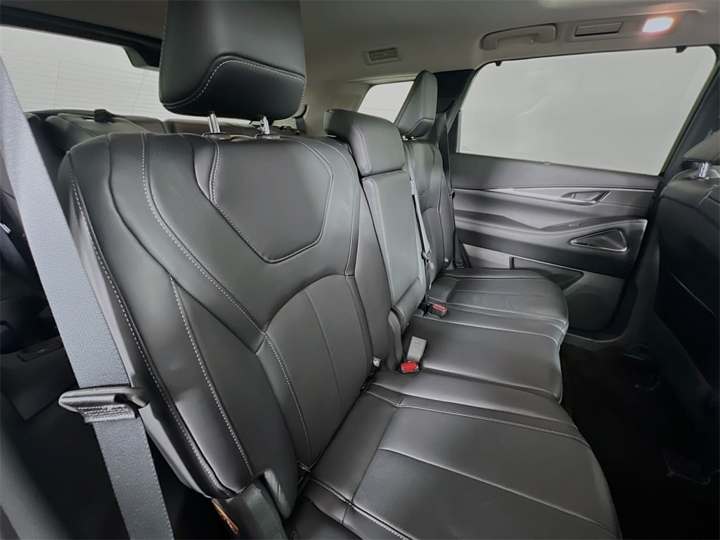 2025 INFINITI QX60 - Image 30