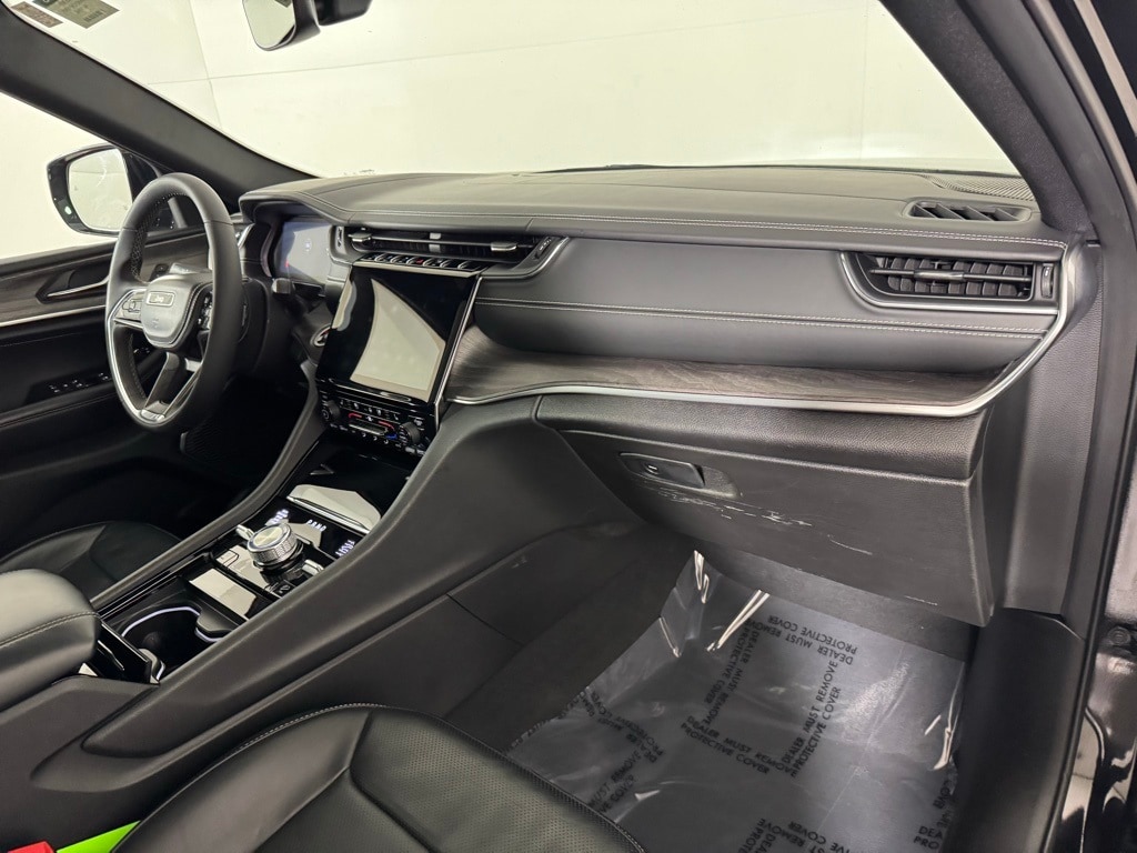 2023 JEEP GRAND CHEROKEE L - Image 37