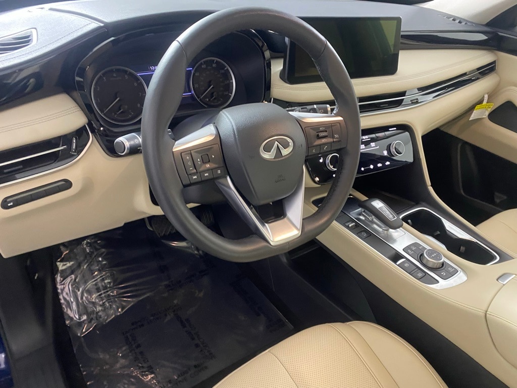 2025 INFINITI QX60 - Image 14