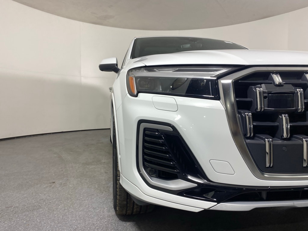 2025 AUDI Q7 - Image 4