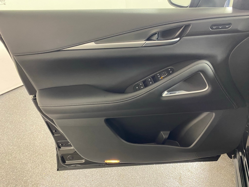 2025 INFINITI QX60 - Image 13