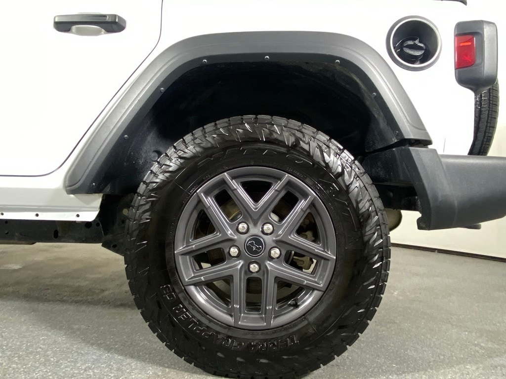 2024 JEEP WRANGLER - Image 32