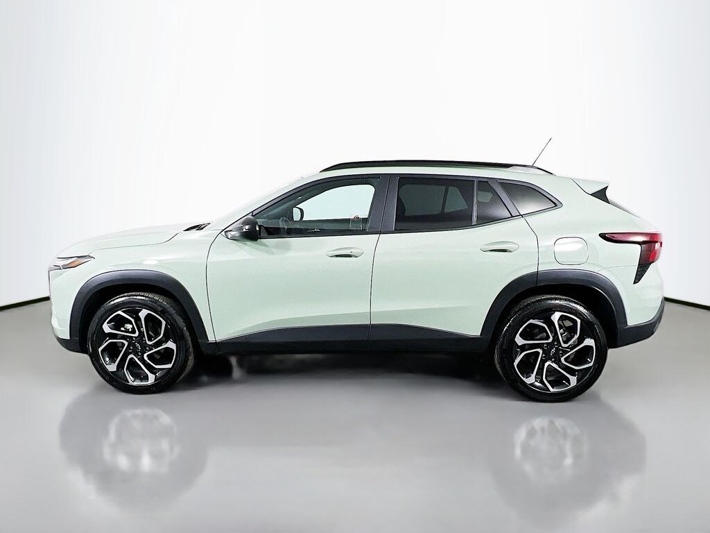 Used 2024 Chevrolet Trax 2RS SUV