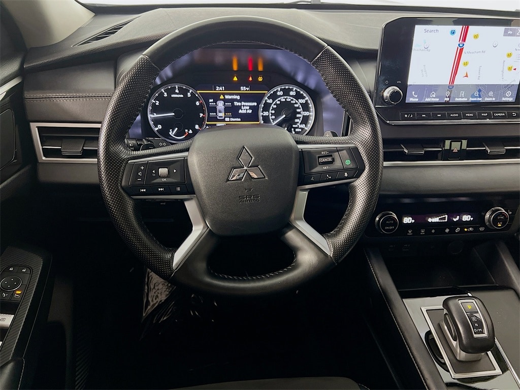 2024 MITSUBISHI OUTLANDER - Image 11