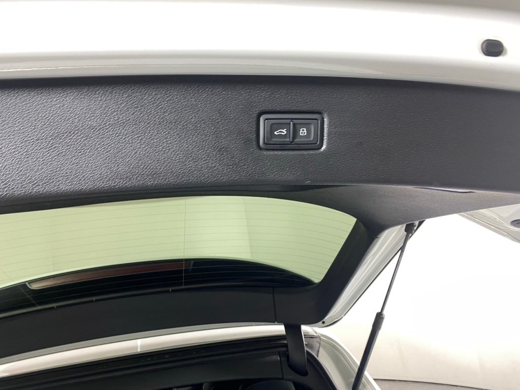 2025 AUDI Q7 - Image 33