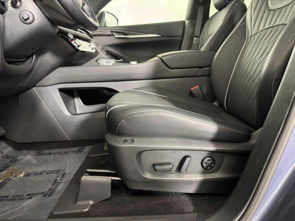 2026 INFINITI QX60 - Image 13