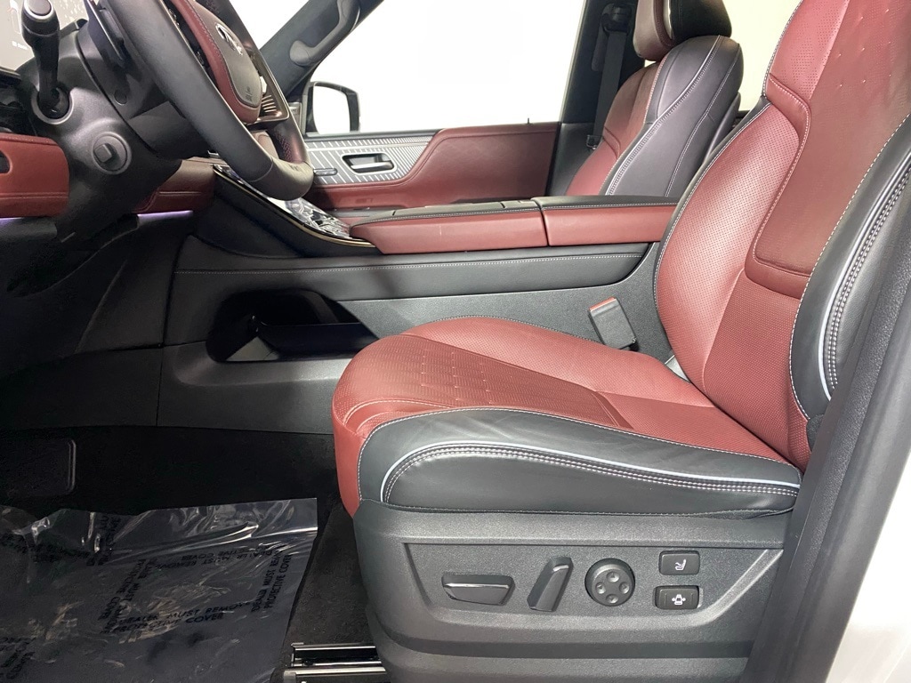 2026 INFINITI QX80 - Image 19