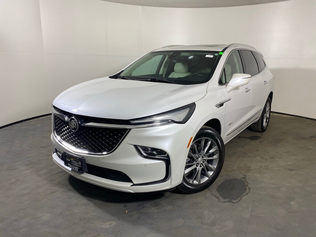 2022 Buick Enclave Avenir photo 3