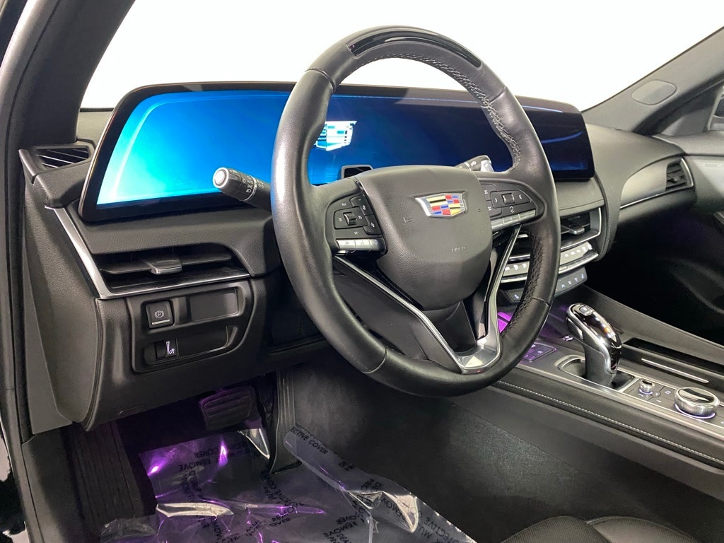 2025 CADILLAC CT5 - Image 13