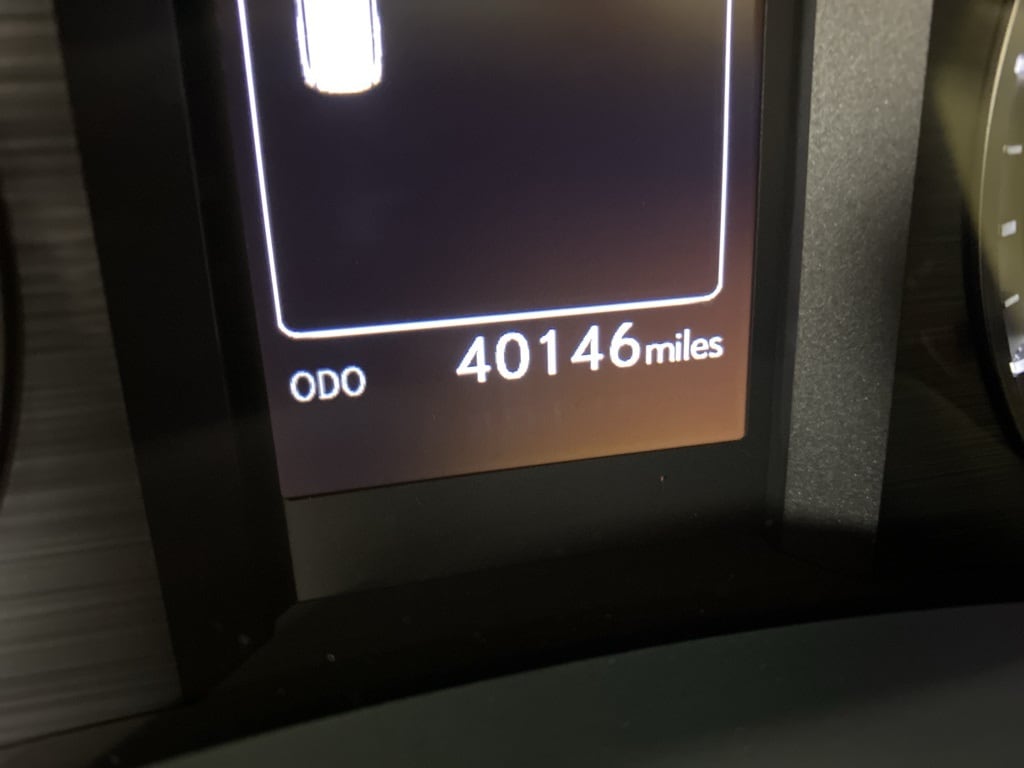 2023 LEXUS GX - Image 12