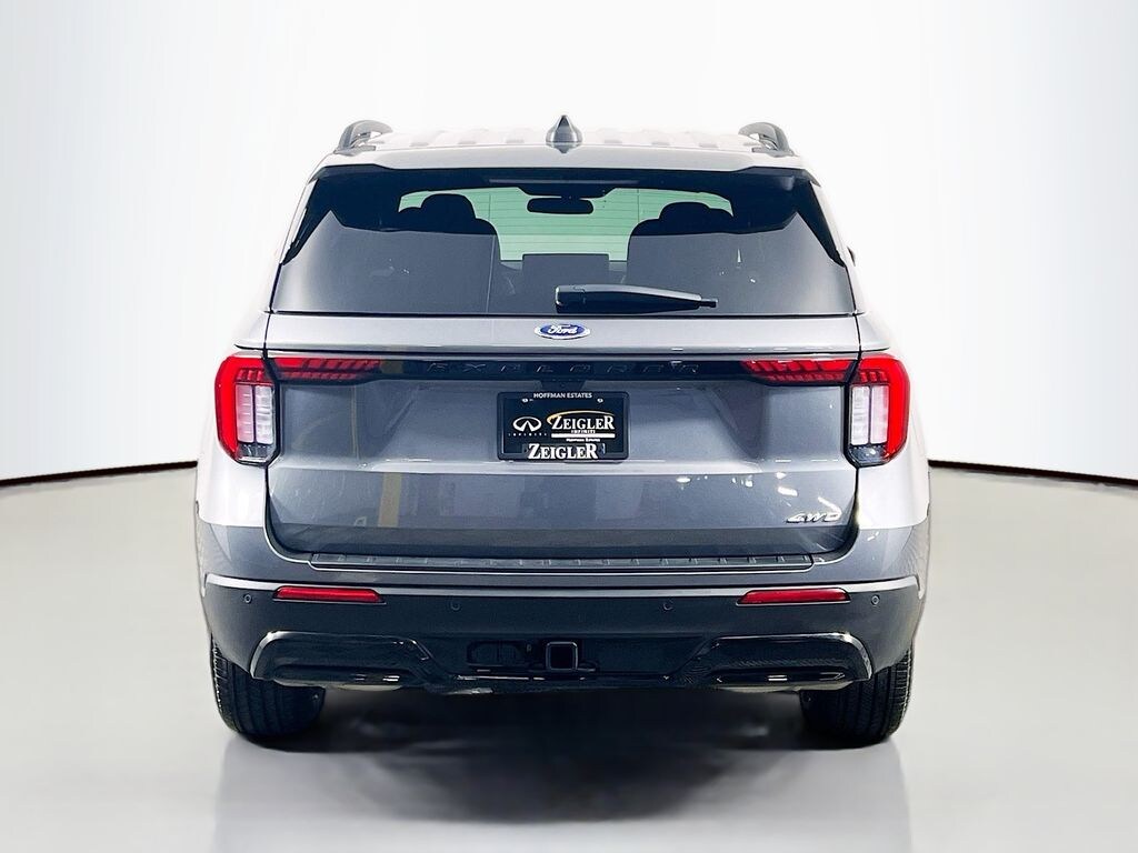 Used 2025 Ford Explorer ST-Line SUV
