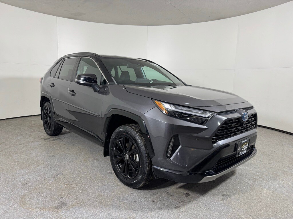 2022 TOYOTA RAV4 - Image 3