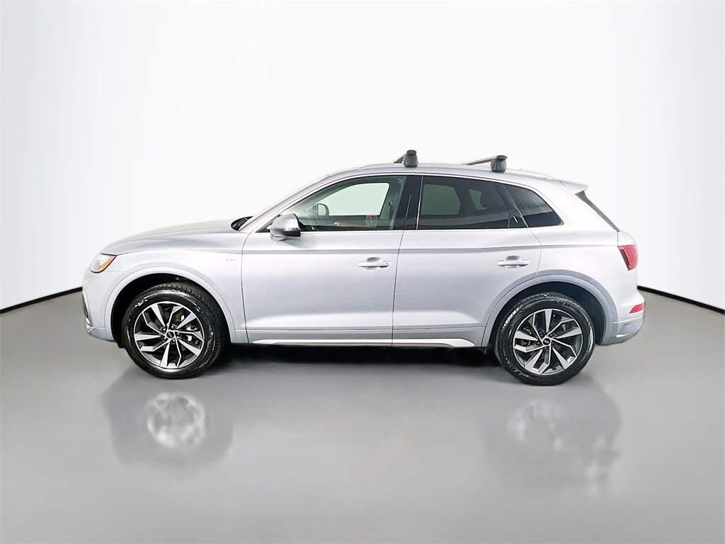 2023 Audi Q5 45 S line Premium photo 4
