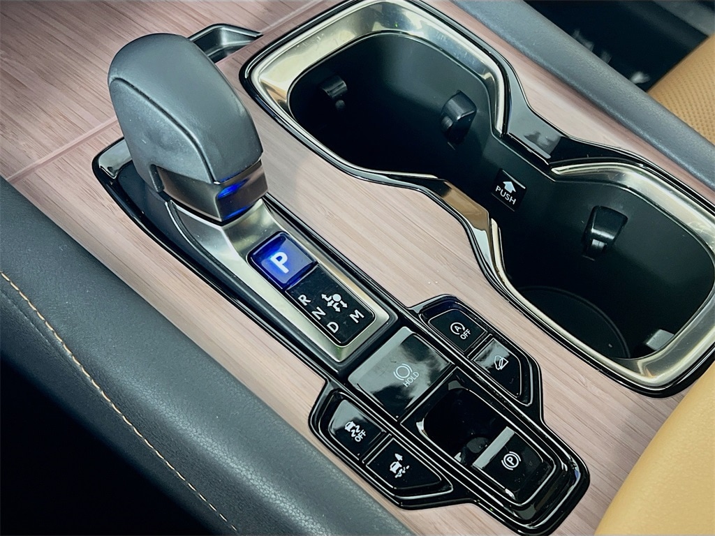 2023 LEXUS RX - Image 17