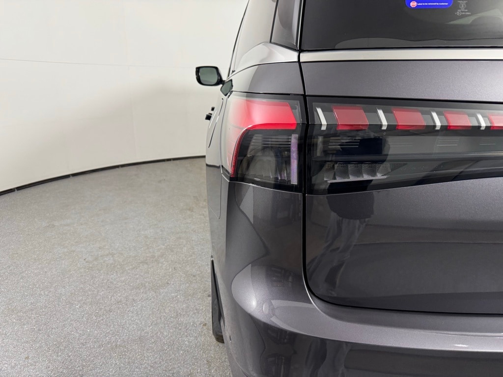 2026 INFINITI QX80 - Image 10