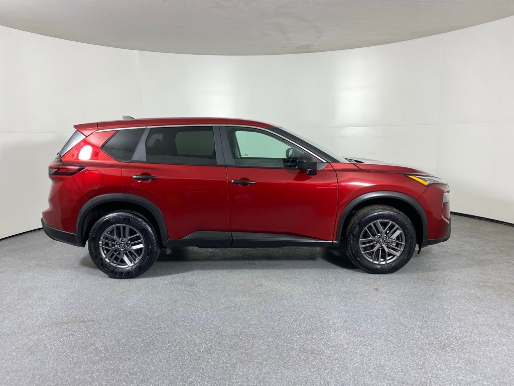 2025 NISSAN ROGUE - Image 6