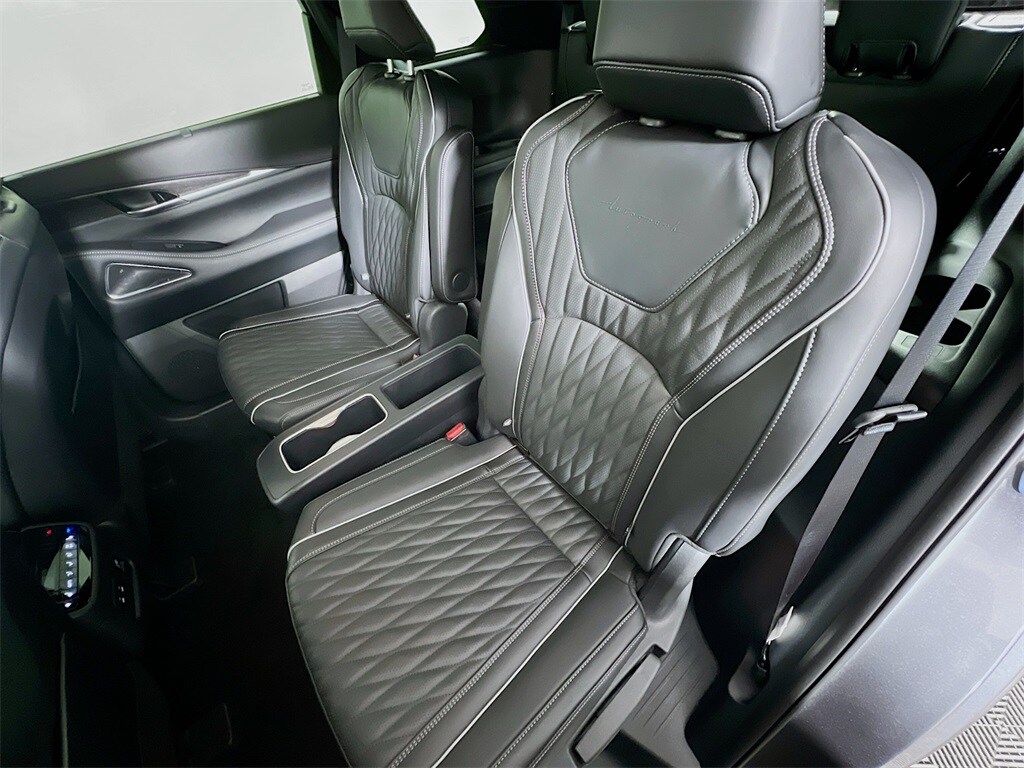 2026 INFINITI QX60 - Image 26