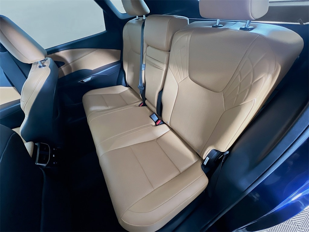 2023 LEXUS RX - Image 25