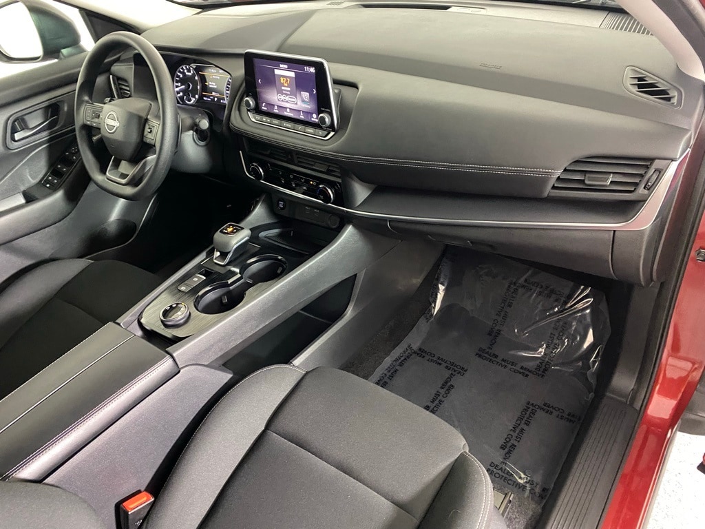 2025 NISSAN ROGUE - Image 30