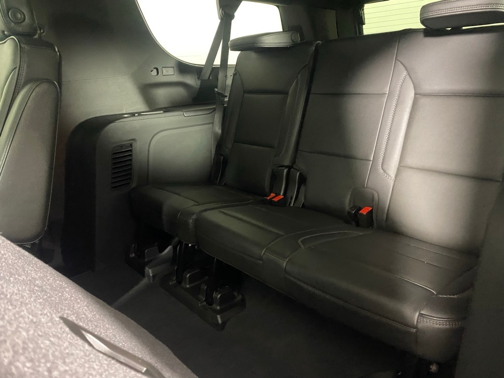 2021 GMC YUKON XL - Image 31